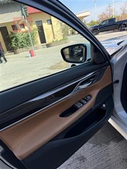 بي ام دبليو الفئة 7